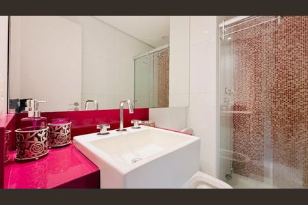 Apartamento para alugar com 190m², 3 quartos e 2 vagasBanheiro da Suíte 2