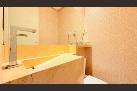 Apartamento para alugar com 3 quartos, 190m² em Jardim do Salso, Porto Alegre