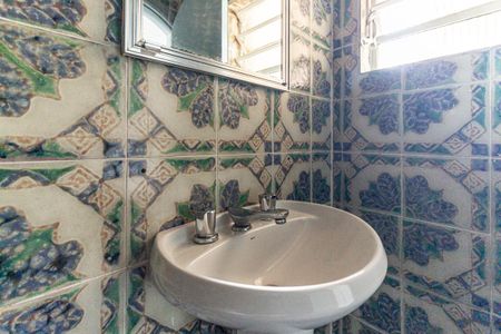 Apartamento para alugar com 90m², 2 quartos e sem vaga Apartamento para alugar com 90m², 2 quartos e sem vagaBanheiro