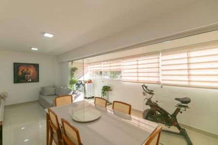Apartamento para alugar com 90m², 3 quartos e 2 vagas