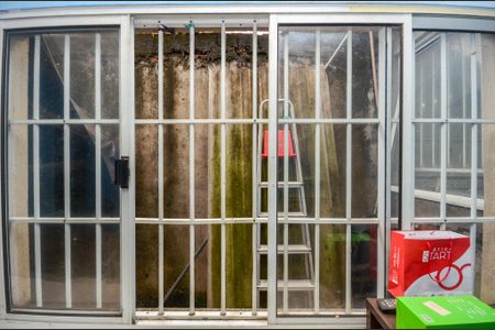 Casa à venda com 140m², 1 quarto e sem vagaSala - Janela