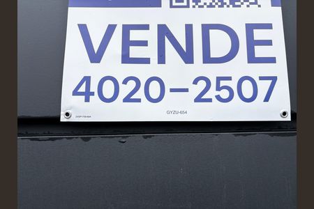 Casa à venda com 140m², 3 quartos e 2 vagas Casa à venda com 140m², 3 quartos e 2 vagasPlaca GYZU-654