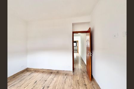 Casa à venda com 140m², 3 quartos e 2 vagas Casa à venda com 140m², 3 quartos e 2 vagasQuarto 2