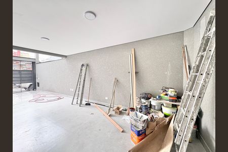 Casa à venda com 140m², 3 quartos e 2 vagas Casa à venda com 140m², 3 quartos e 2 vagasGaragem