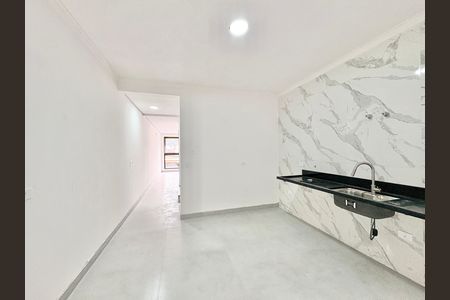 Casa à venda com 140m², 3 quartos e 2 vagas Casa à venda com 140m², 3 quartos e 2 vagasCozinha