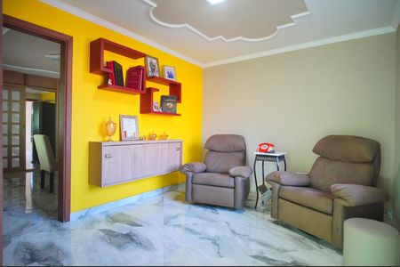 Sala de casa à venda com 3 quartos, 255m² em Rondônia, Novo Hamburgo