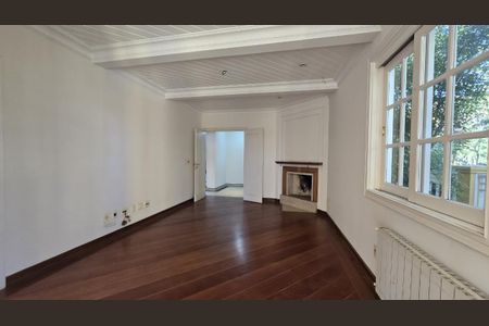Casa à venda com 4 quartos, 480m² em Tucuruvi, São Paulo