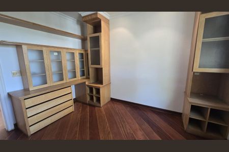 Casa à venda com 4 quartos, 480m² em Tucuruvi, São Paulo