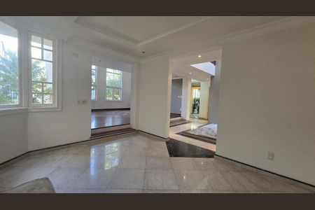 Casa à venda com 4 quartos, 480m² em Tucuruvi, São Paulo