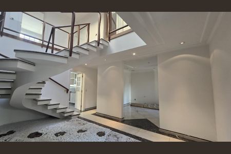Casa à venda com 480m², 4 quartos e 8 vagas