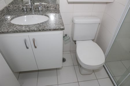 Banheiro da Suíte de apartamento à venda com 2 quartos, 63m² em Vila Romana, São Paulo