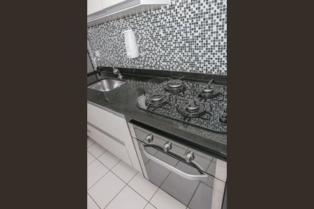 Cozinha e Área de Serviço de apartamento à venda com 2 quartos, 63m² em Vila Romana, São Paulo