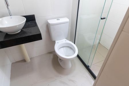 Apartamento à venda com 45m², 2 quartos e 1 vaga Apartamento à venda com 45m², 2 quartos e 1 vagaBanheiro