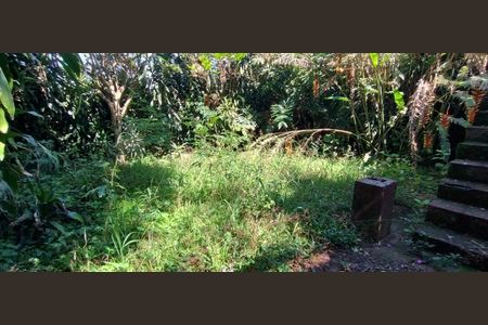 Casa à venda com 300m², 3 quartos e 2 vagas