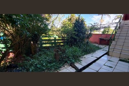 Casa à venda com 300m², 3 quartos e 2 vagas