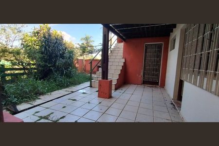 Casa à venda com 300m², 3 quartos e 2 vagas