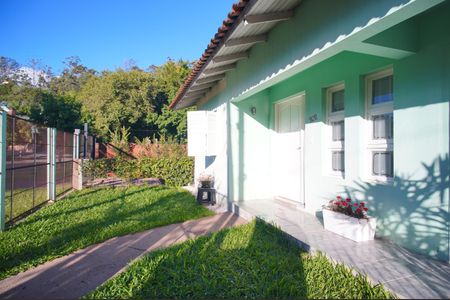 Casa para alugar com 80m², 2 quartos e 1 vagaQuintal