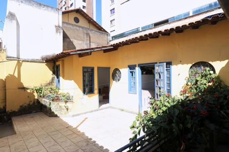 Área externa de casa à venda com 3 quartos, 291m² em Serra, Belo Horizonte