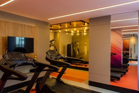 Apartamento à venda com 44m², 1 quarto e 1 vaga Apartamento à venda com 44m², 1 quarto e 1 vagaÁREA COMUM - ACADEMIA