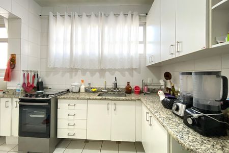 Cozinha de apartamento à venda com 3 quartos, 229m² em Grajaú, Belo Horizonte
