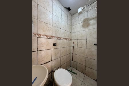 Casa à venda com 150m², 9 quartos e 2 vagas Casa à venda com 150m², 9 quartos e 2 vagasBanheiro Anexo 5