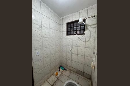 Casa à venda com 150m², 9 quartos e 2 vagas Casa à venda com 150m², 9 quartos e 2 vagasBanheiro Anexo 2