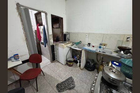 Casa à venda com 150m², 9 quartos e 2 vagas Casa à venda com 150m², 9 quartos e 2 vagasCozinha anexo 1