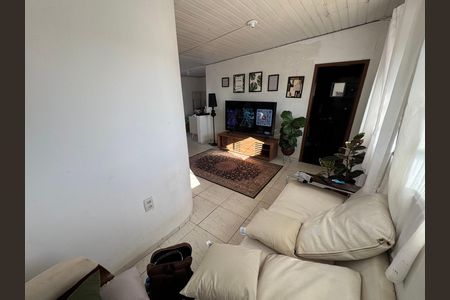 Casa à venda com 150m², 9 quartos e 2 vagas Casa à venda com 150m², 9 quartos e 2 vagasSala Anexo 4