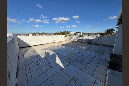 Casa à venda com 150m², 9 quartos e 2 vagas Casa à venda com 150m², 9 quartos e 2 vagasLaje Anexo 4