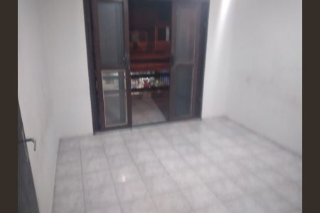 Casa à venda com 150m², 9 quartos e 2 vagas