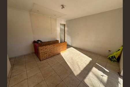 Casa à venda com 150m², 9 quartos e 2 vagas Casa à venda com 150m², 9 quartos e 2 vagasSala Anexo 5