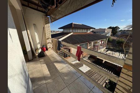 Casa à venda com 150m², 9 quartos e 2 vagas Casa à venda com 150m², 9 quartos e 2 vagasVaranda Anexo 5