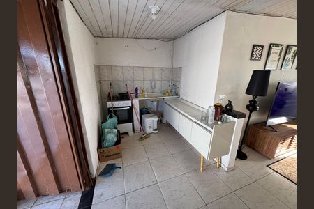 Casa à venda com 150m², 9 quartos e 2 vagas Casa à venda com 150m², 9 quartos e 2 vagasCozinha Anexo 4