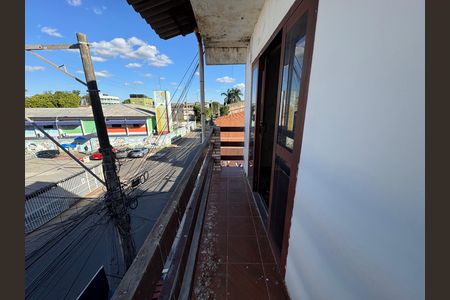 Casa à venda com 150m², 9 quartos e 2 vagas Casa à venda com 150m², 9 quartos e 2 vagasVaranda Anexo 2