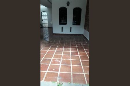 Casa à venda com 4 quartos, 360m² em Interlagos, São Paulo