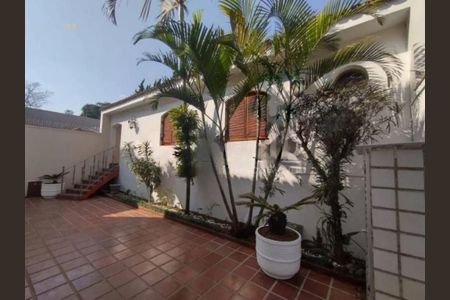 Casa à venda com 4 quartos, 360m² em Interlagos, São Paulo