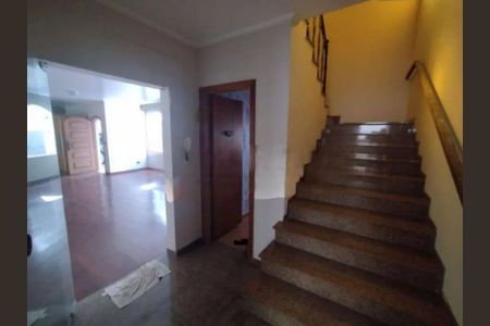 Casa à venda com 4 quartos, 360m² em Interlagos, São Paulo