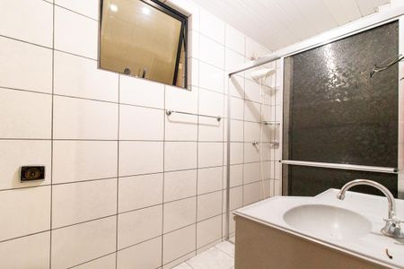 Apartamento à venda com 97m², 3 quartos e sem vaga Apartamento à venda com 97m², 3 quartos e sem vagaBanheiro Corredor