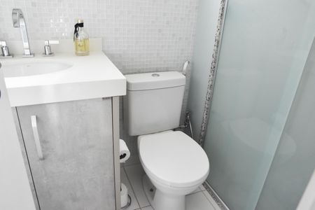 Apartamento à venda com 229m², 3 quartos e 4 vagasbanheiro da sala de tv