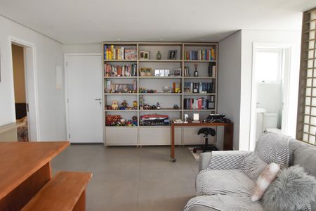 Apartamento à venda com 229m², 3 quartos e 4 vagassala de tv andar superior