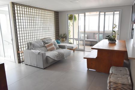 Apartamento à venda com 229m², 3 quartos e 4 vagassala de tv andar superior
