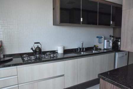 Apartamento à venda com 229m², 3 quartos e 4 vagascozinha