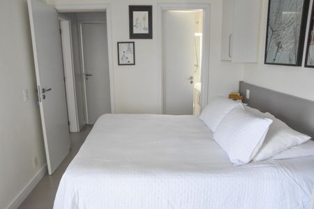Apartamento à venda com 229m², 3 quartos e 4 vagasSuíte 1