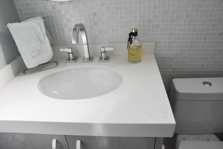 Apartamento à venda com 229m², 3 quartos e 4 vagasbanheiro da sala de tv