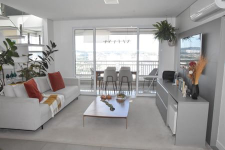 Apartamento à venda com 229m², 3 quartos e 4 vagasSala