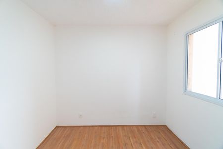 Quarto 1 de apartamento à venda com 2 quartos, 32m² em Jardim Itacolomi, São Paulo