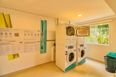 Apartamento à venda com 32m², 2 quartos e sem vagaÁrea comum - Lavanderia