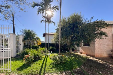 Casa de condomínio à venda com 356m², 4 quartos e 5 vagas Casa de condomínio à venda com 356m², 4 quartos e 5 vagasQuintal