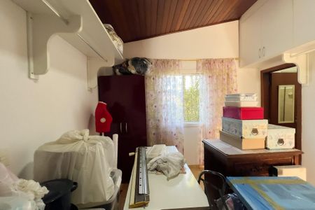 Casa de condomínio à venda com 356m², 4 quartos e 5 vagas Casa de condomínio à venda com 356m², 4 quartos e 5 vagasSuíte 2