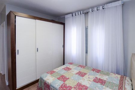 Suíte 1 de casa à venda com 4 quartos, 200m² em Vila Isolina Mazzei, São Paulo